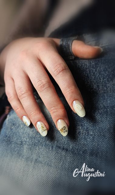 imagine galerie Augustini Alina Nailtrainer 6