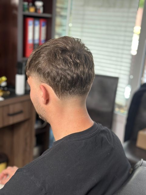 imagine galerie BARBER SHOP CMG 6