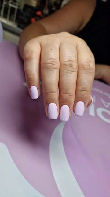 responsive image 142