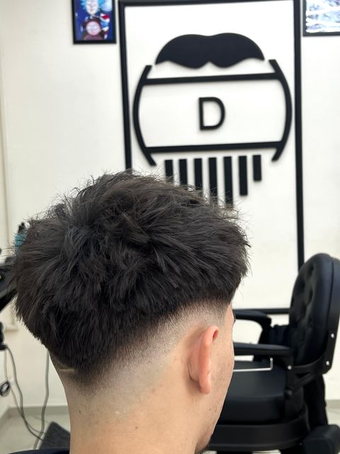 imagine galerie D Barbershop Carei 3