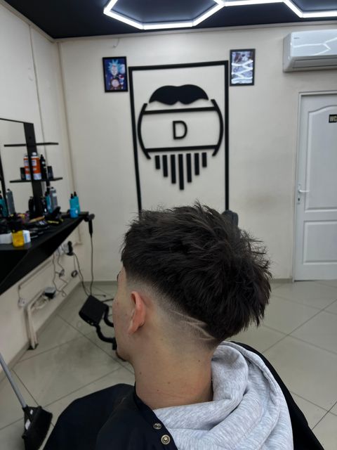 imagine galerie D Barbershop Carei 1