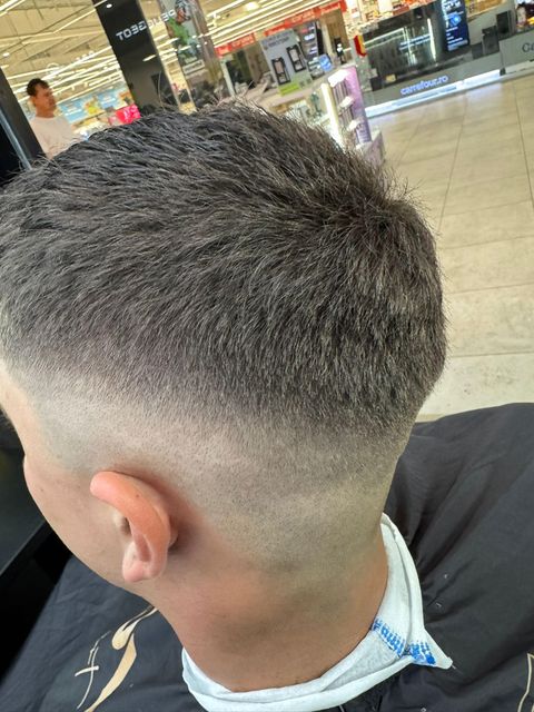 imagine galerie Miray BarberShop 3