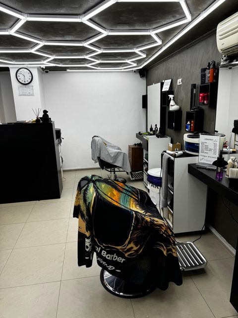 responsive image 0