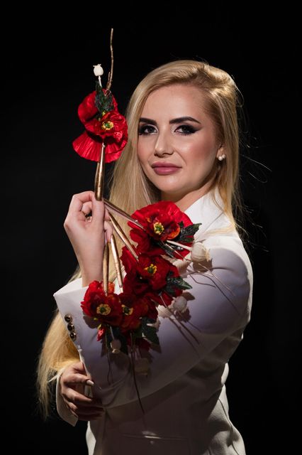 responsive image 14
