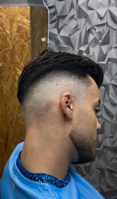 imagine galerie HAIR STUDIO barber shop Adjudeni 3