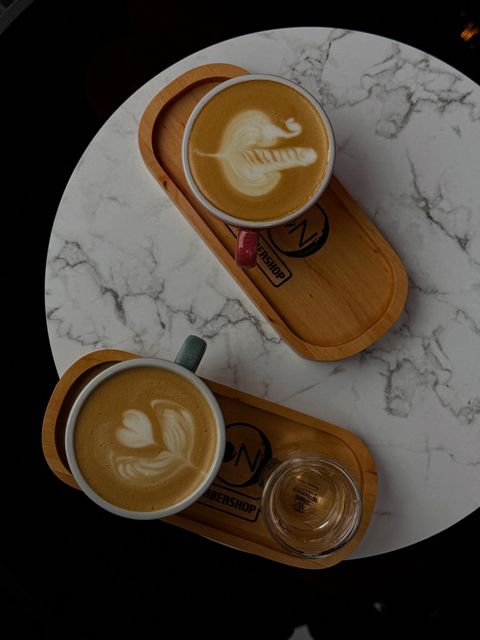 imagine galerie MOON COFFEE & BARBER SHOP 2