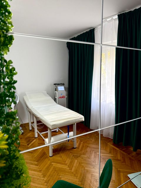imagine galerie Embassy of Beauty 1