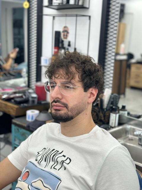 imagine galerie Bunker Barbershop & Salon |Visan 2