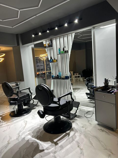 imagine galerie Hairdresser's house 4