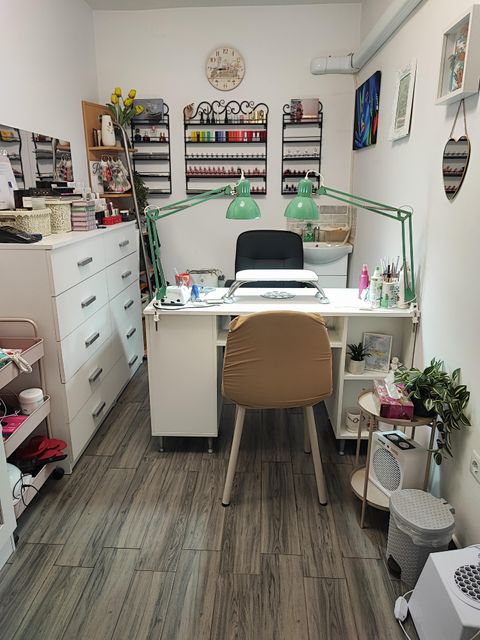 imagine galerie BiAMar Nails Tehnician 2