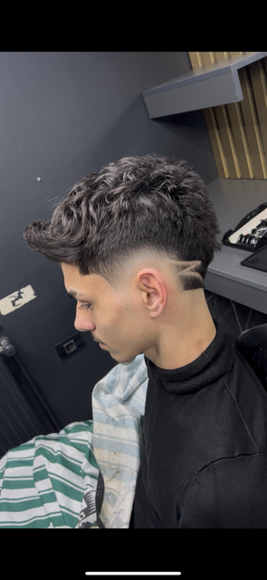 imagine galerie Mert barber 1