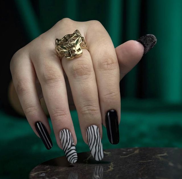 imagine galerie Andra Popescu - Gadanza Nails 6