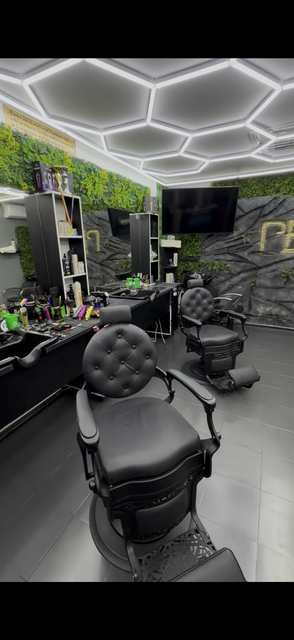 imagine galerie Paradise Barbershop 2