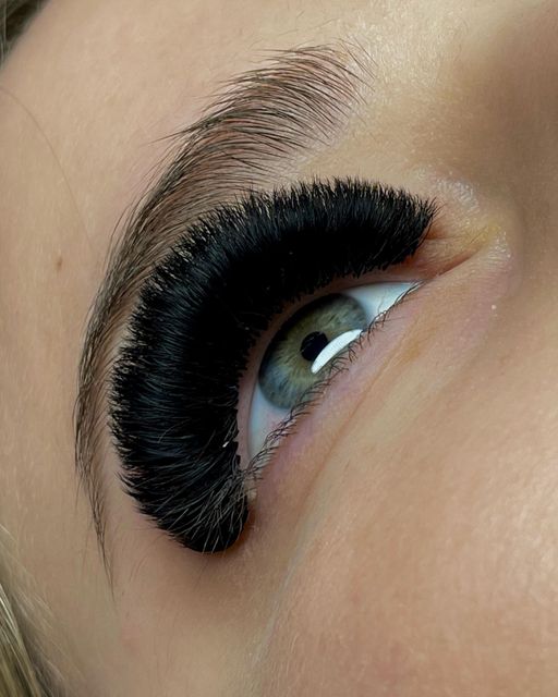 imagine galerie LUXE Salon 1