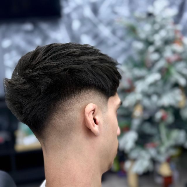 imagine galerie All in Vibe beauty &barber  6