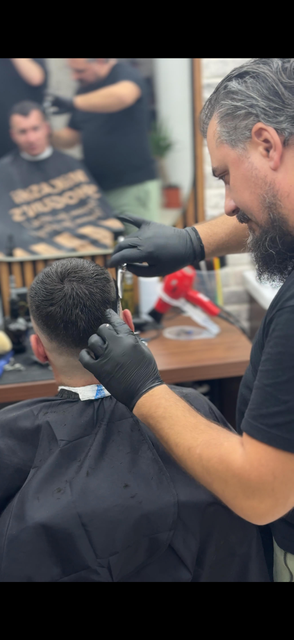 imagine galerie Manal Barbershop 4