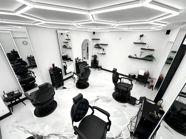 imagine galerie Mooft Saloon Academy 1