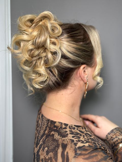 imagine galerie Cici Ghilezan Hairstylist 4