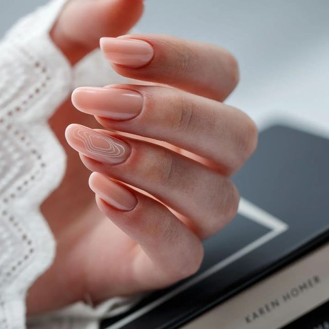 imagine galerie Em's Nails 1