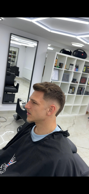 imagine galerie TLR Barbershop 3