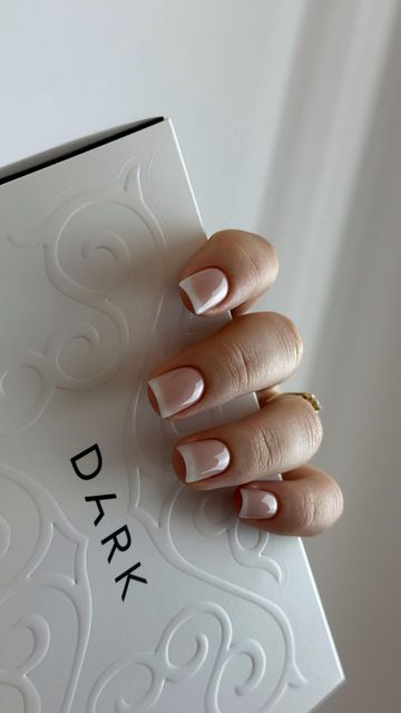 imagine galerie Universal Nails Studio 3