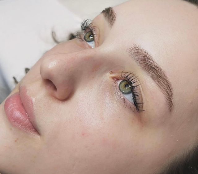 imagine galerie Olivia Oana Brow & Makeup Artist 6