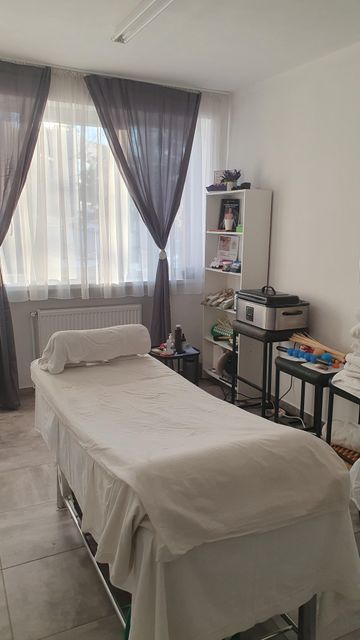 responsive image 38