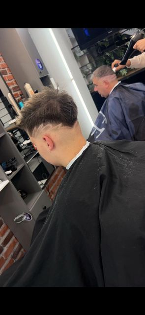 imagine galerie El Capitan Barbershop Amaradia 4