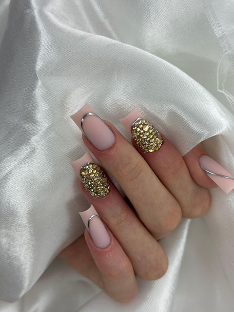 imagine galerie Nails by Denisa ✨ 3