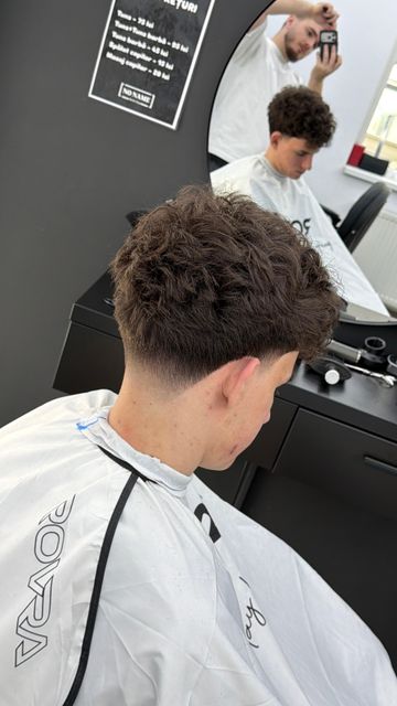 imagine galerie NO NAME Barber shop 6
