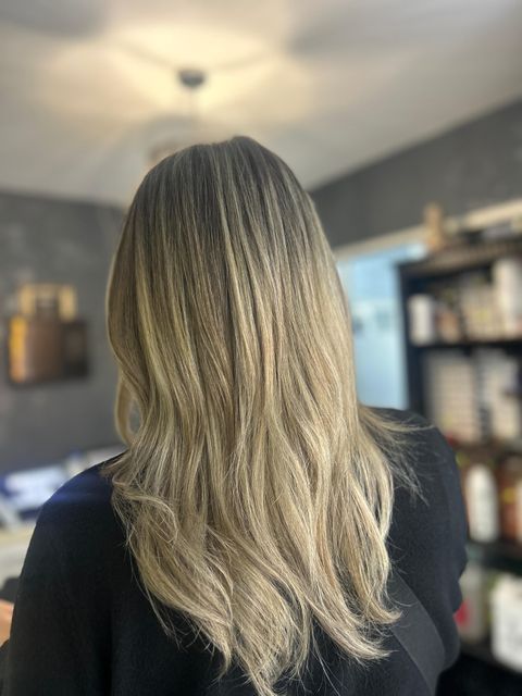 imagine galerie Hairstylist Andreea Luca 5
