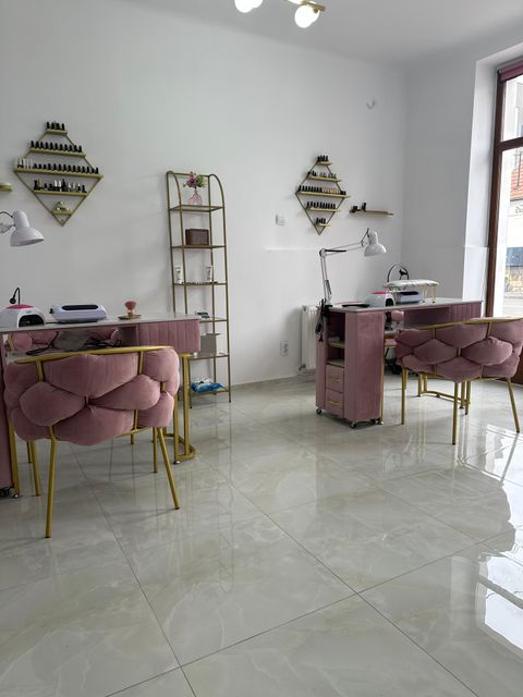 responsive image 16
