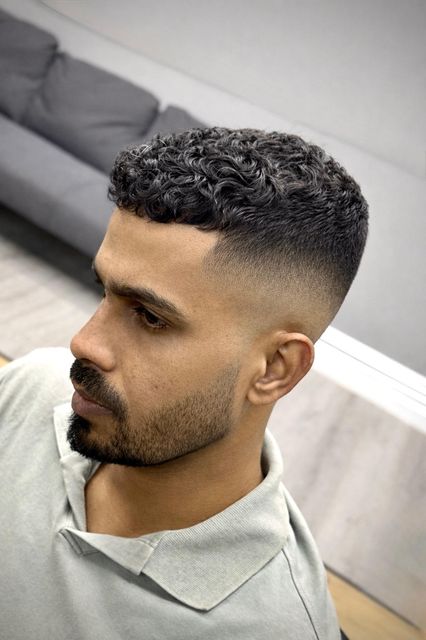 imagine galerie Samuel Bacanu Barbershop 4