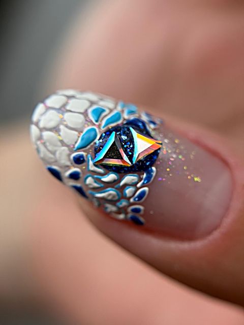 responsive image 44