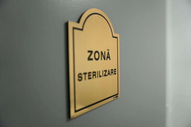 responsive image 12