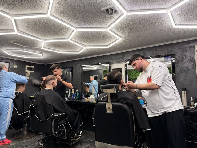 imagine galerie Man’s Barbershop Tunari 4