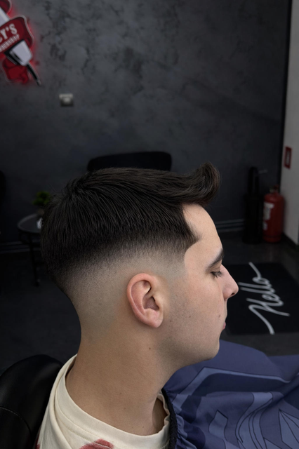 imagine galerie Rey's Barbershop 1