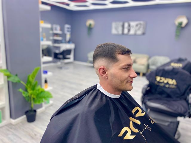 imagine galerie Busu The Barber 2