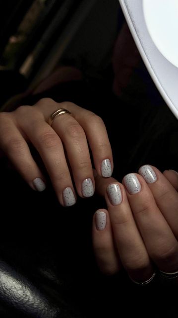 responsive image 42
