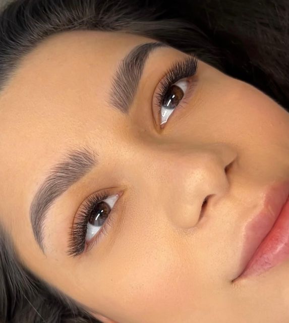 imagine galerie Lash&Brow Andra Nita 2