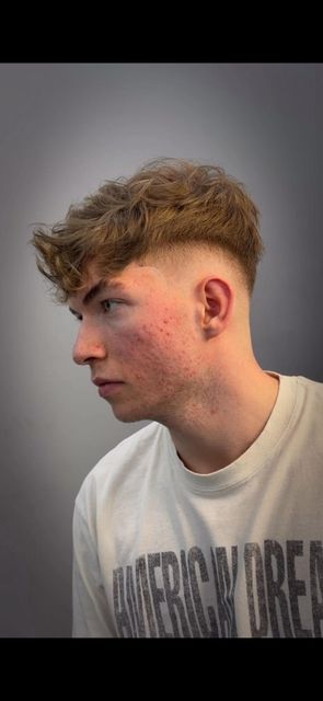 imagine galerie Men's Cave Barbershop 6