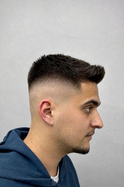 imagine galerie Samuel Bacanu Barbershop 3