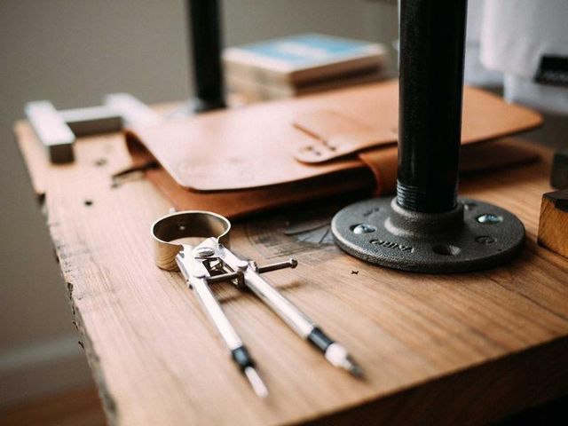 responsive image 152