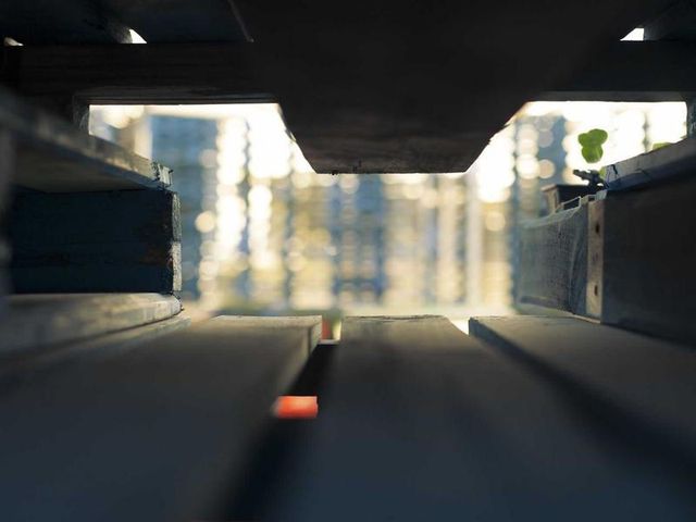 responsive image 184