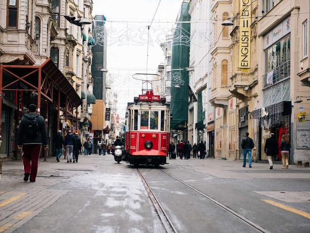 responsive image 238