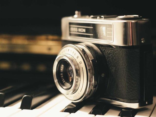 responsive image 442