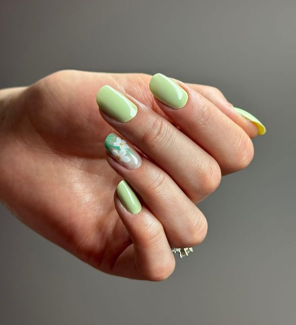 imagine galerie Miruna NailTech 3