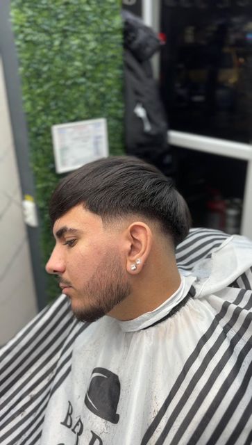 imagine galerie Filip’s BarberShop 5