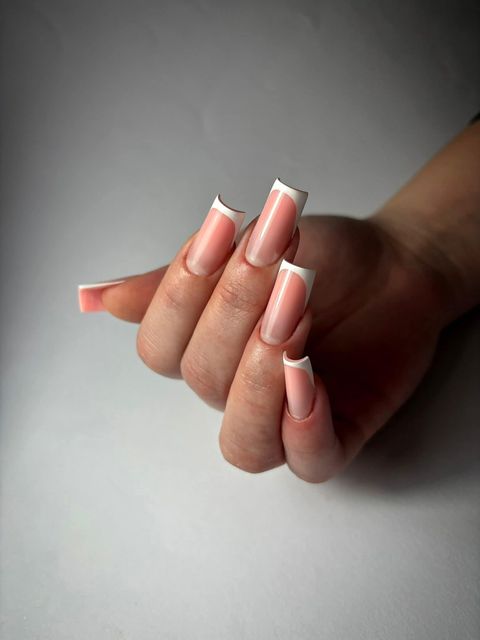 responsive image 142