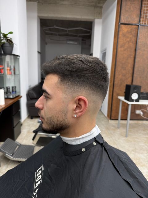 imagine galerie Look Barber Militari 2